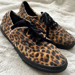 VANS | leopard print lopro show
